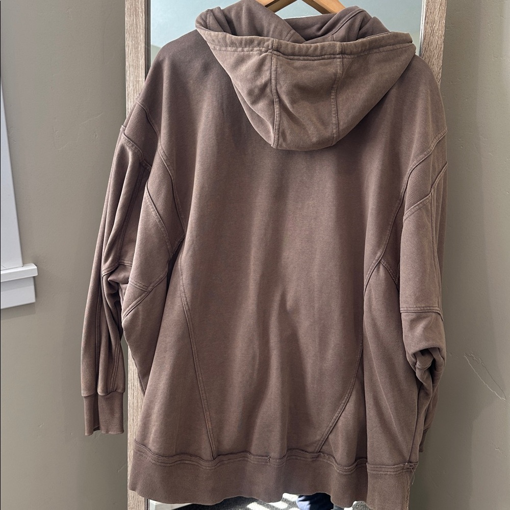Oli & Hali acid wash Chocolate Brown Sweatshirt - Picture 5 of 7